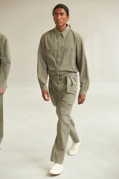 Look 10